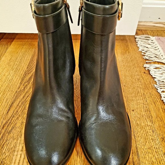 Tory Burch Sophia Black Leather Ankle Booties size 8M gold trim - Picture 3 of 8